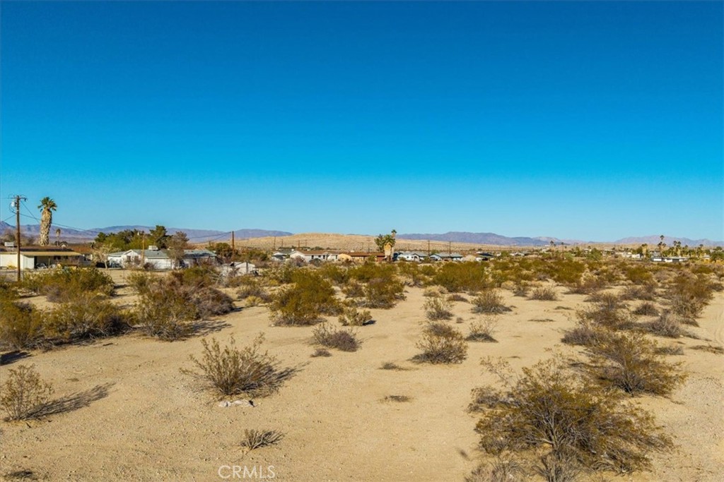 2 Maricopa Drive Property Photo 8