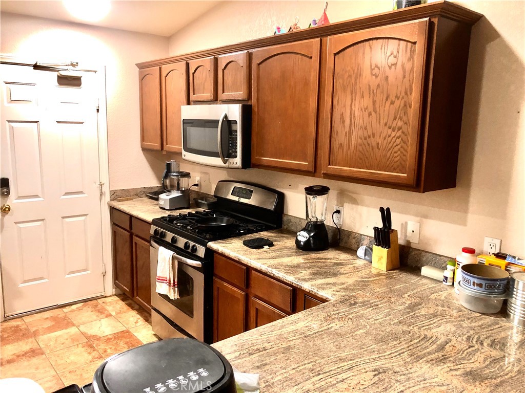 6855 Manzanita Avenue Property Photo 5