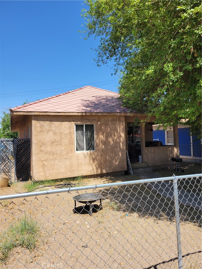 508 Acoma Street Property Photo