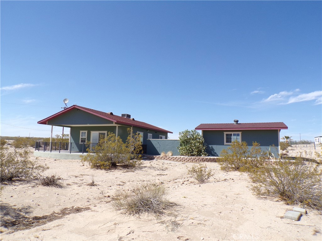 69167 Cleland Road Property Photo 1