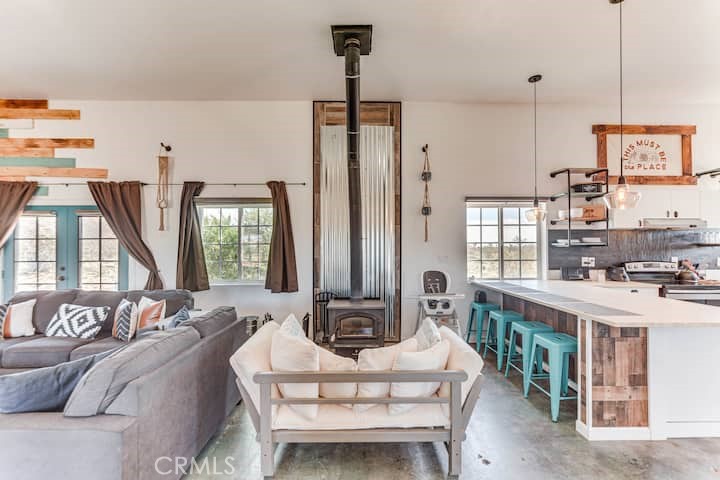 58725 Botkin Road Property Photo 7
