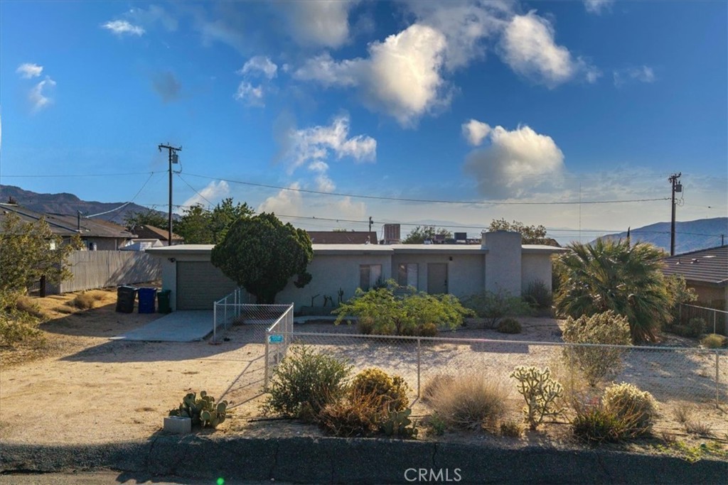 6646 Quail Spring Avenue Property Photo 1