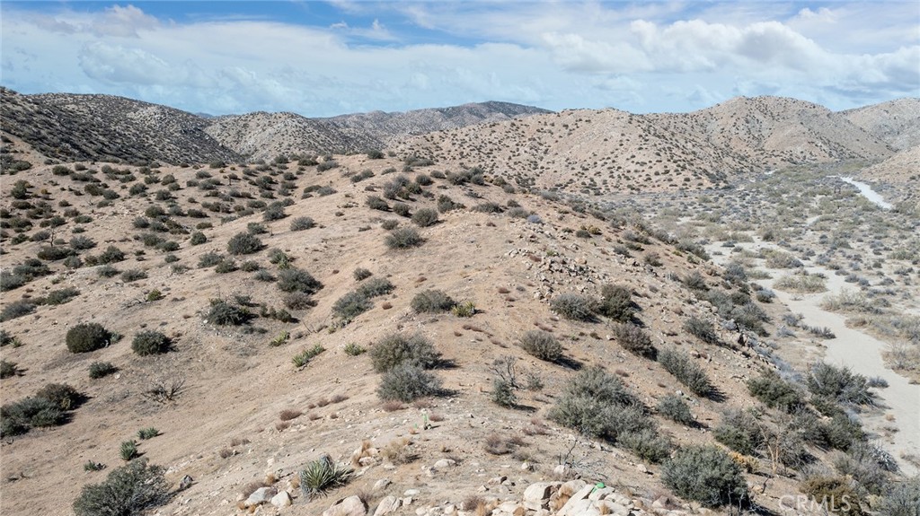 50565 Burns Canyon Road Property Photo 4