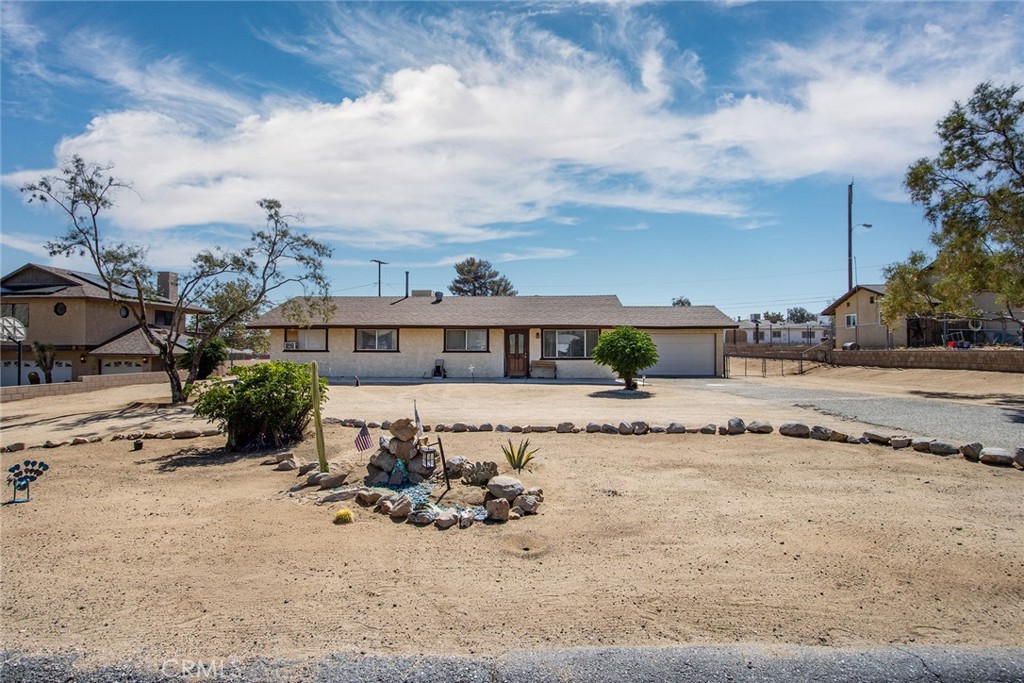 7103 Hanford Avenue Property Photo