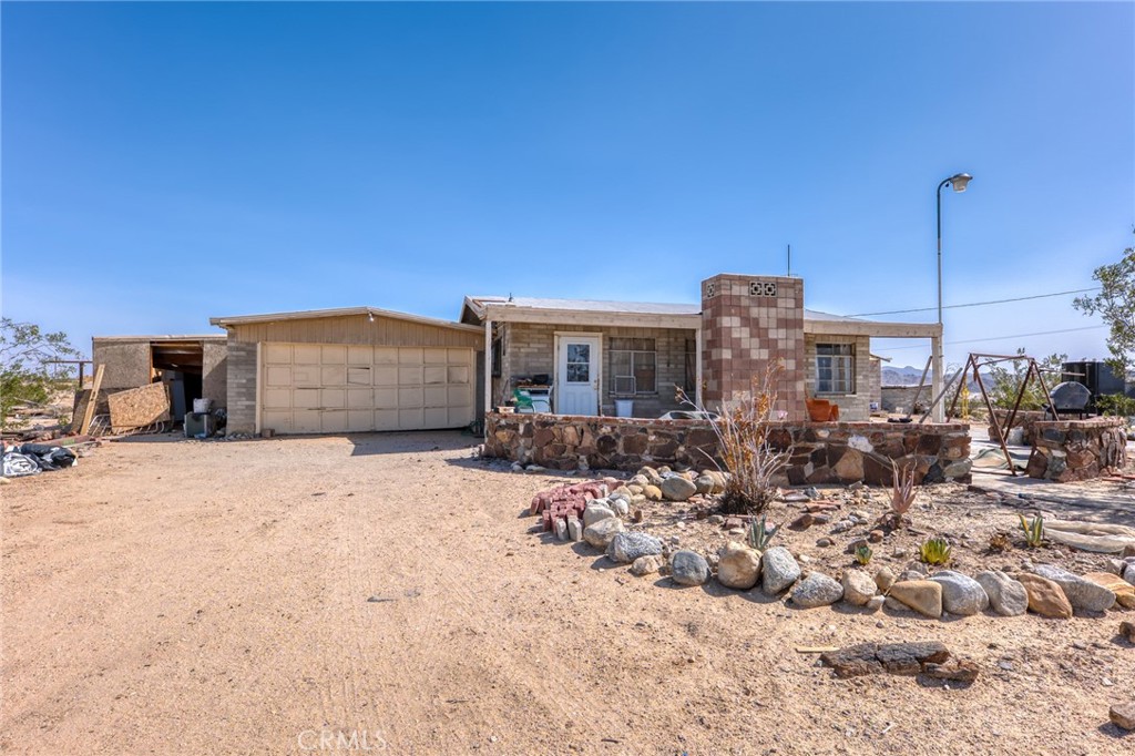 72082 Winters Road Property Photo 1