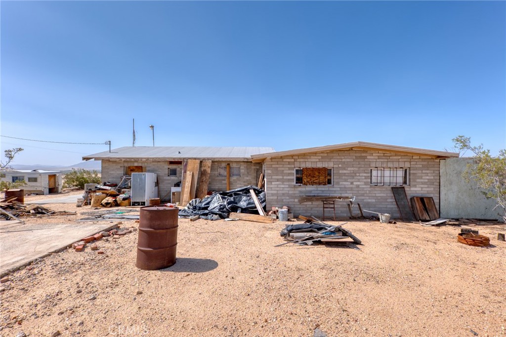 72082 Winters Road Property Photo 4