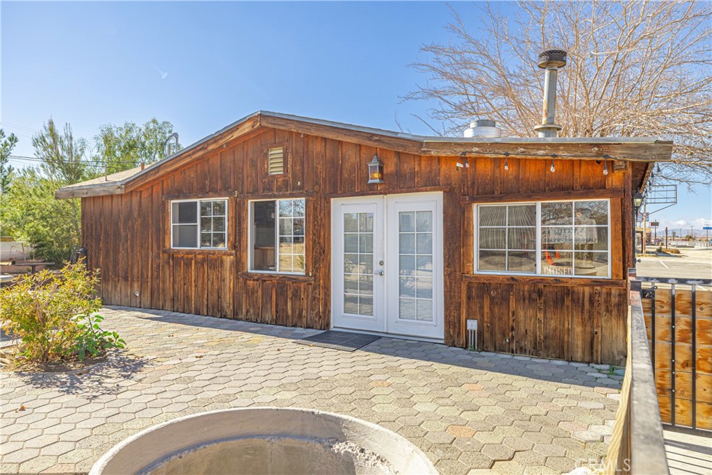 12822 Pearblossom Hwy. Property Photo 3