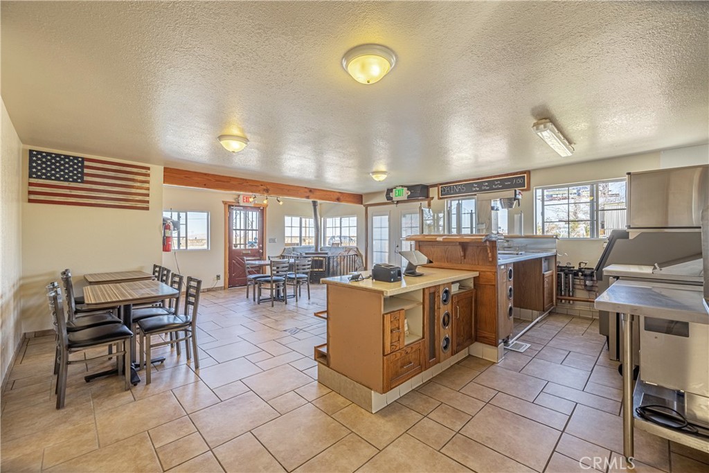 12822 Pearblossom Hwy. Property Photo 6