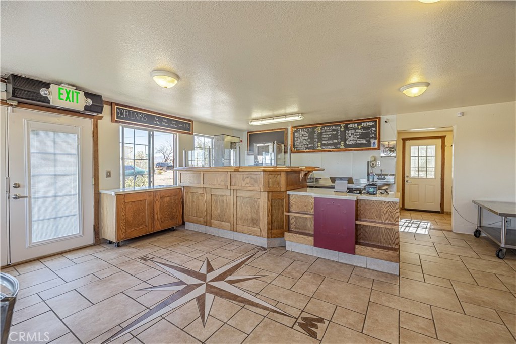 12822 Pearblossom Hwy. Property Photo 9