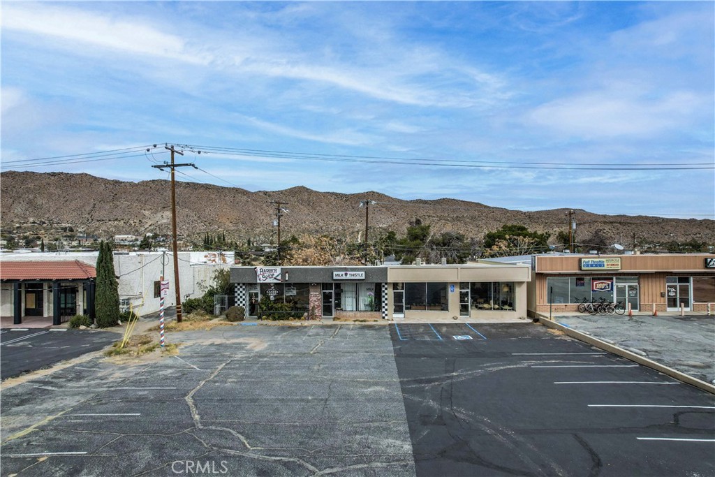 56334 Twentynine Palms Highway Property Photo 5