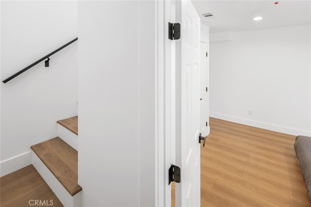 425 Castella Lane Property Photo 32