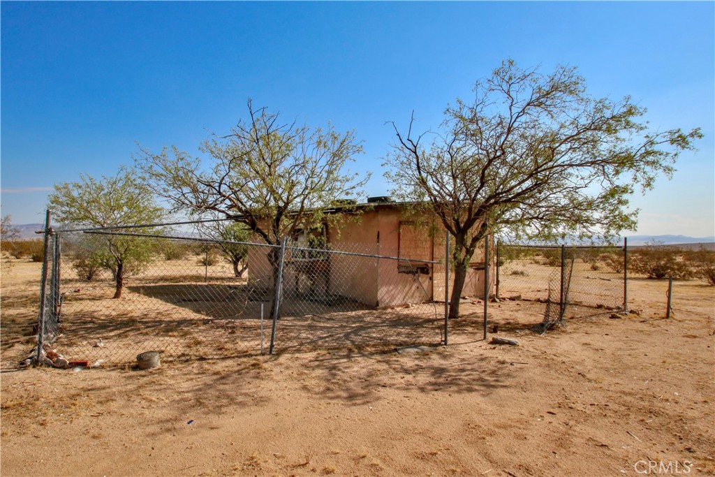 62107 Moon Drive Property Photo 5