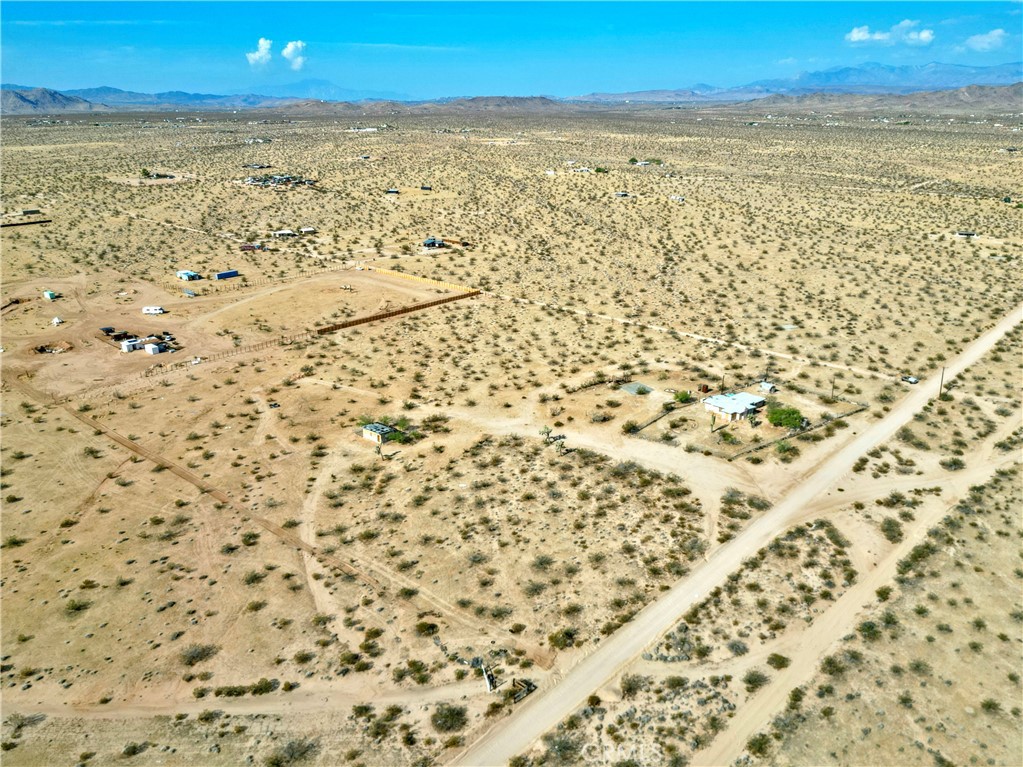 62107 Moon Drive Property Photo 9