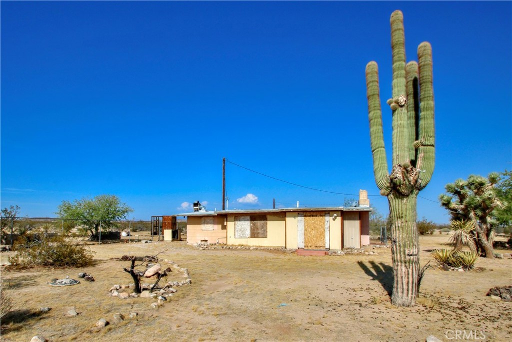 62105 Moon Drive Property Photo 2