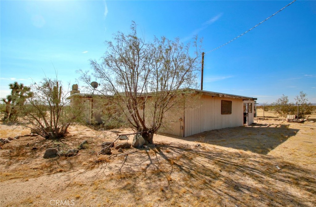 62105 Moon Drive Property Photo 3