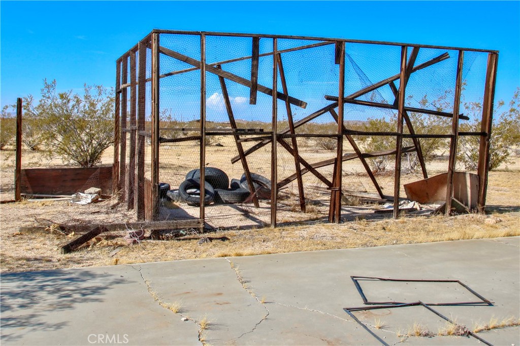 62105 Moon Drive Property Photo 4