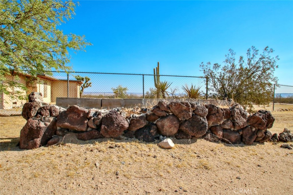 62105 Moon Drive Property Photo 8