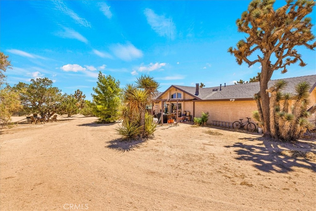 56810 Chipmunk Trail Property Photo 23