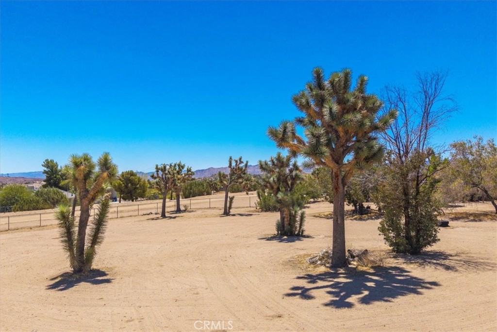 56810 Chipmunk Trail Property Photo 26