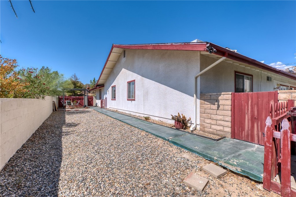 7515 Pinon Drive Property Photo 38