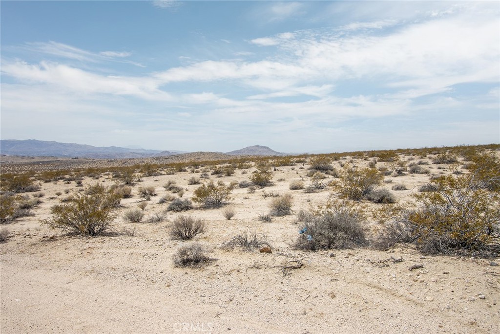 6789 La Brisa Drive Property Photo 14
