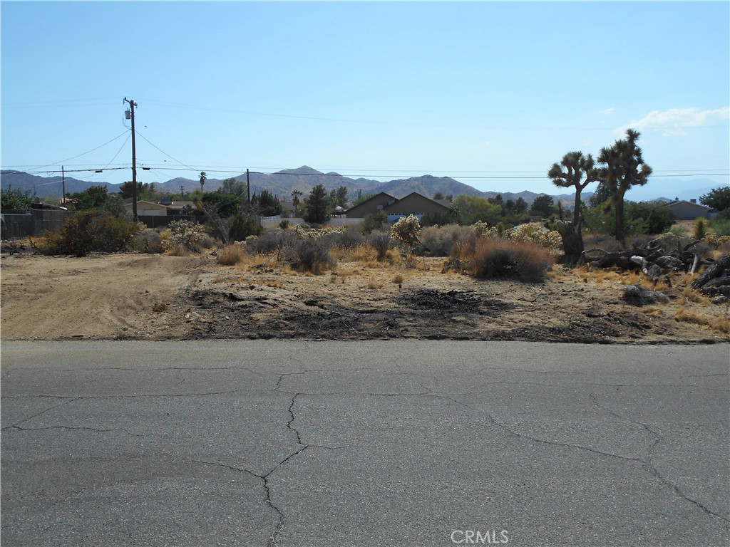 987 Juarez Drive Property Photo 1