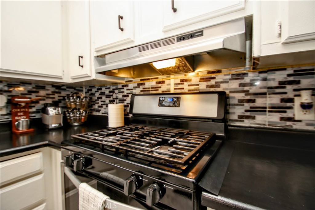 62475 29 Palms Highway 26 Property Photo 6