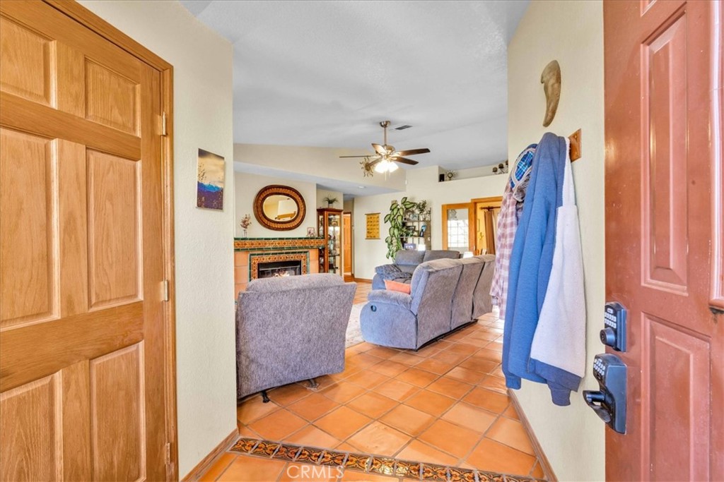 10341 Pinon Avenue Property Photo 7