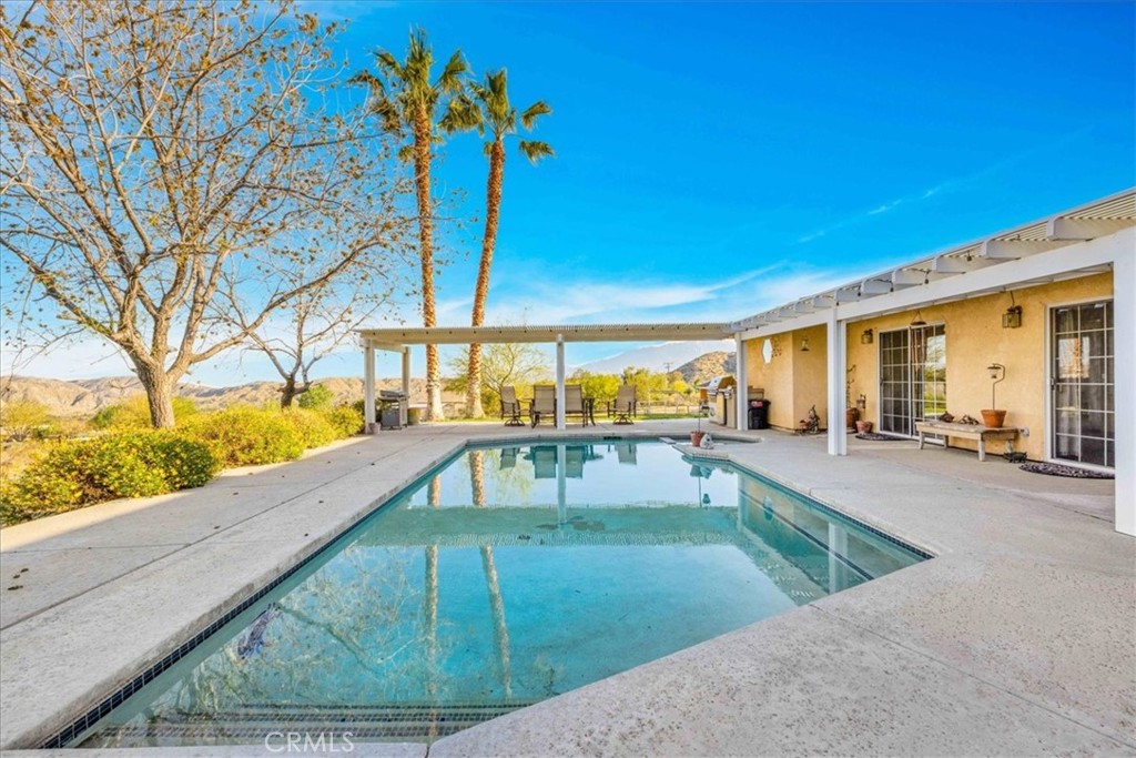 10341 Pinon Avenue Property Photo 35