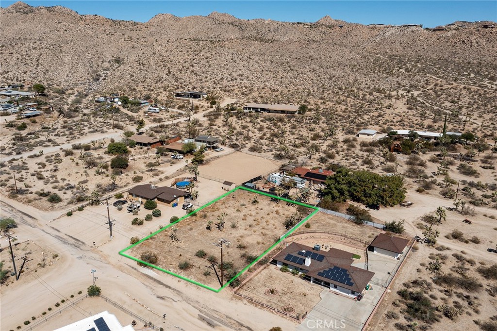 57106 Crestview Drive Property Photo 4