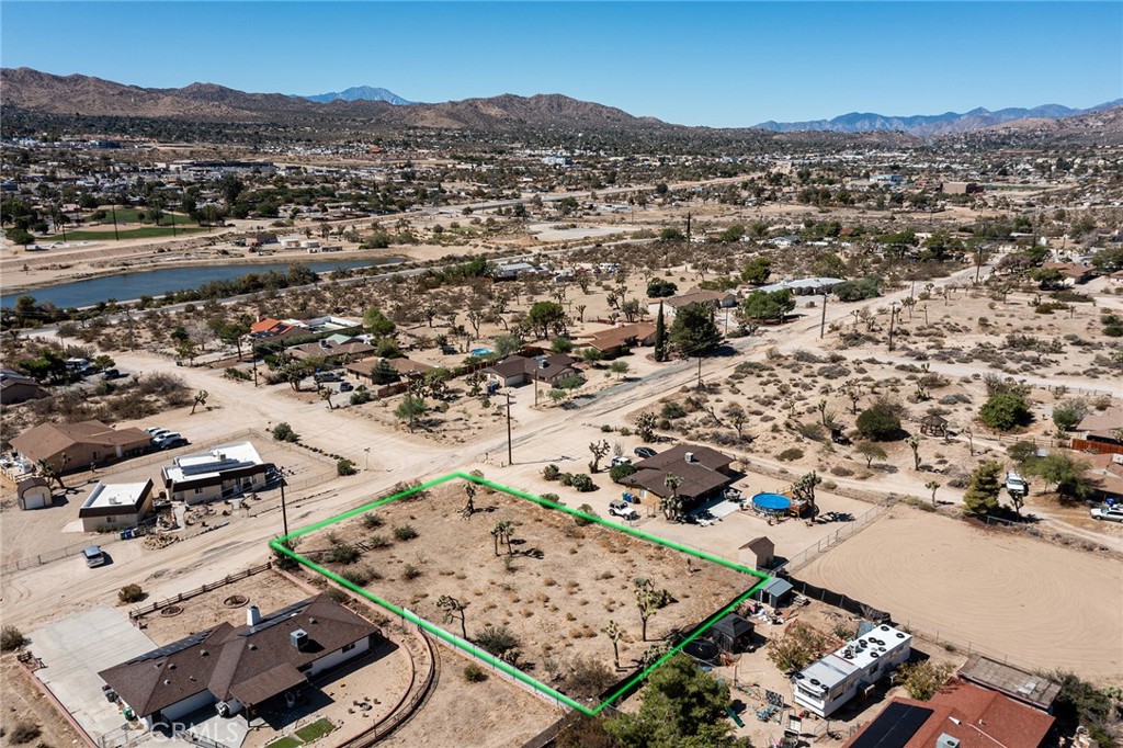 57106 Crestview Drive Property Photo 8