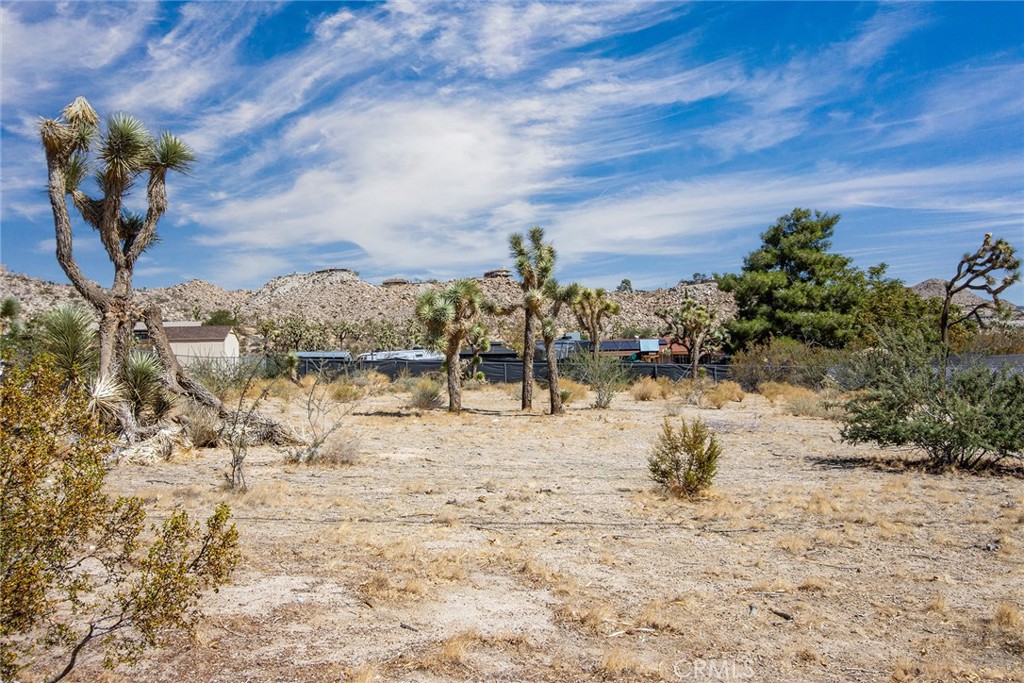 57106 Crestview Drive Property Photo 12