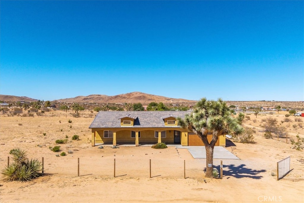 60726 Mason Drive Property Photo 2