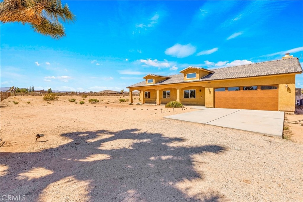60726 Mason Drive Property Photo 6