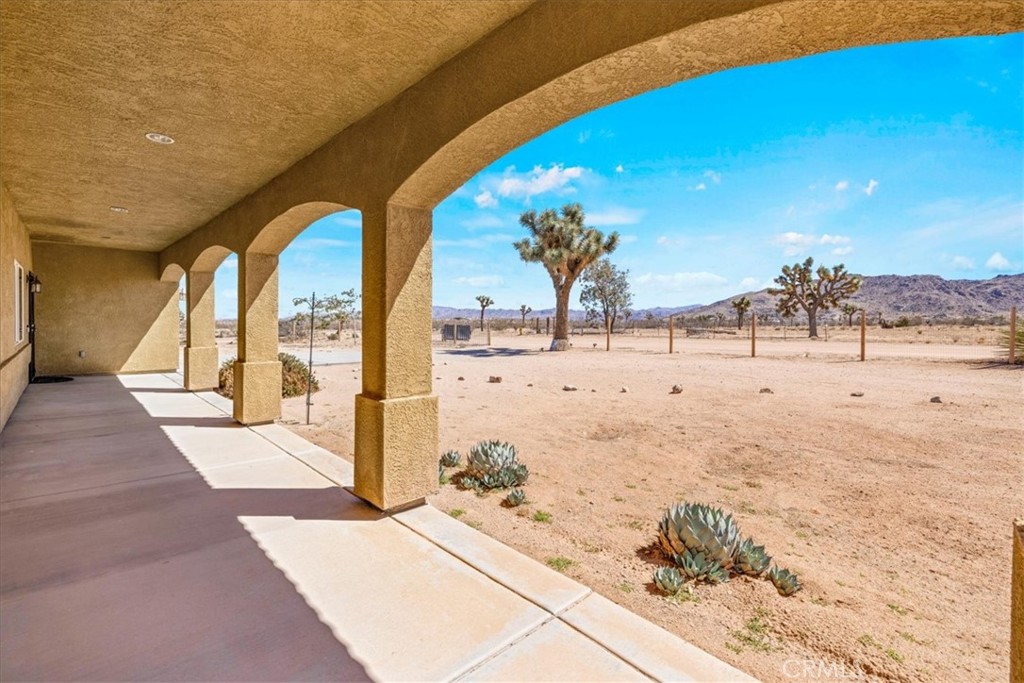 60726 Mason Drive Property Photo 7
