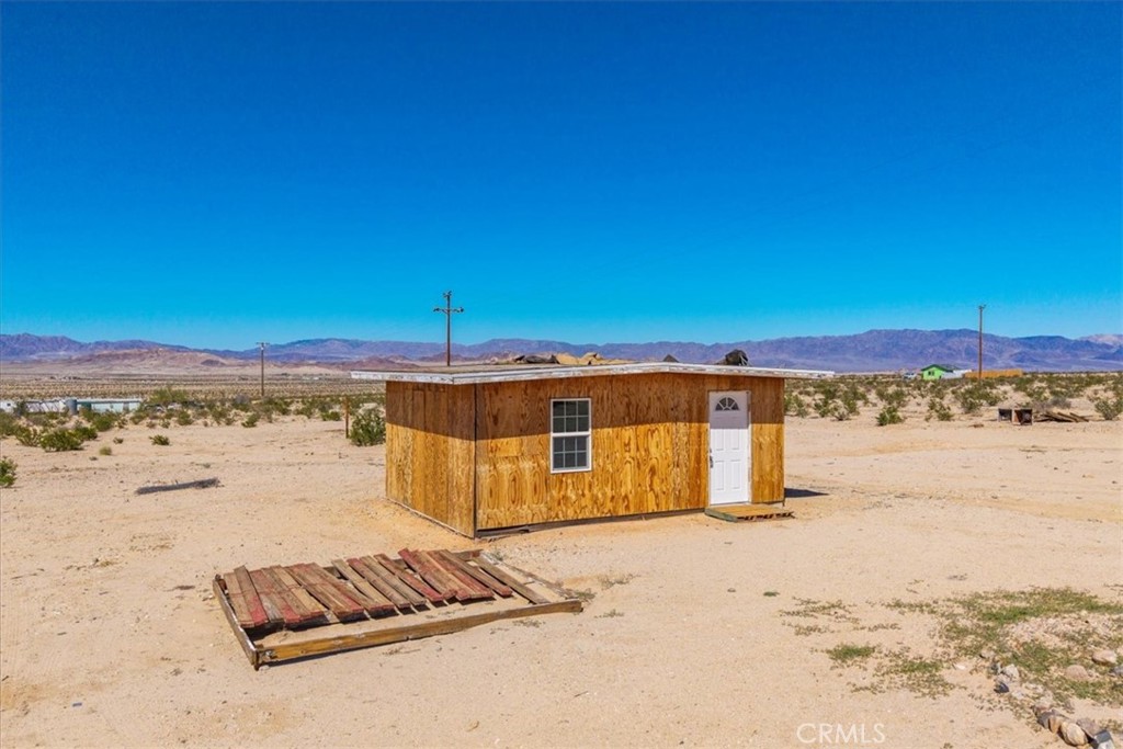 100 Cactus Jack Avenue Property Photo 11