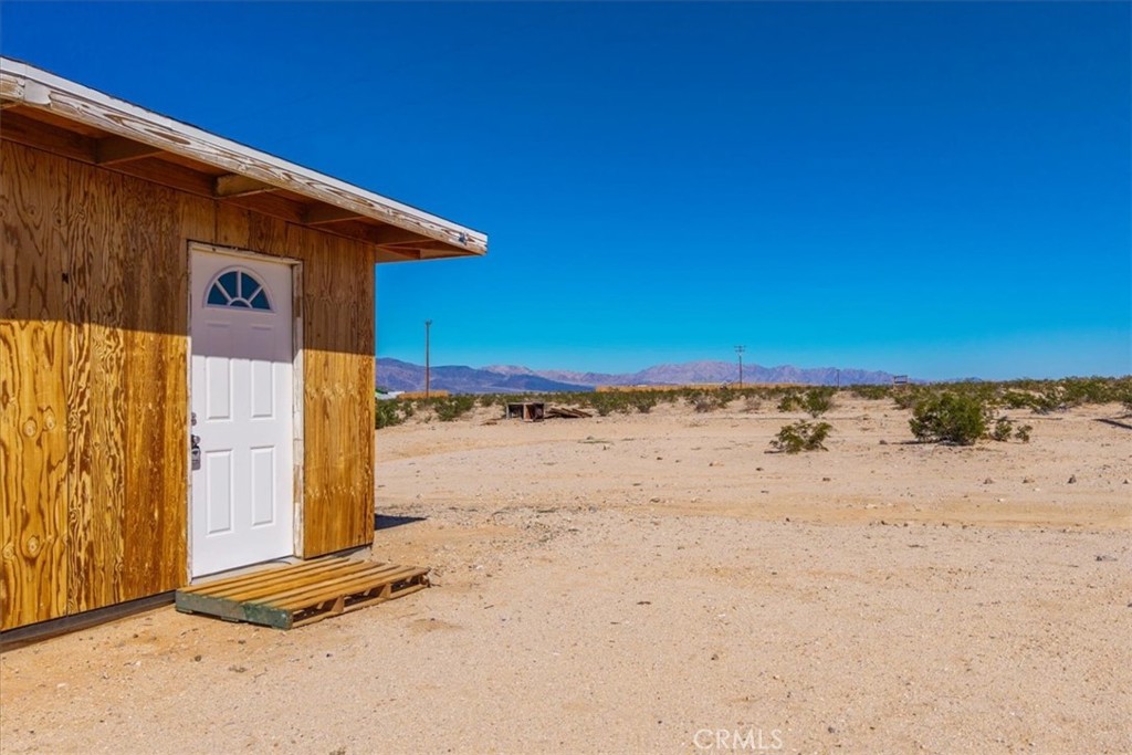 100 Cactus Jack Avenue Property Photo 12