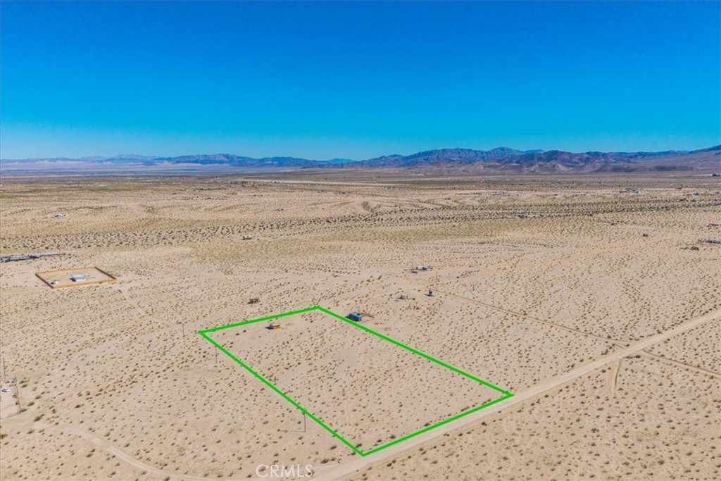 100 Cactus Jack Avenue Property Photo 17