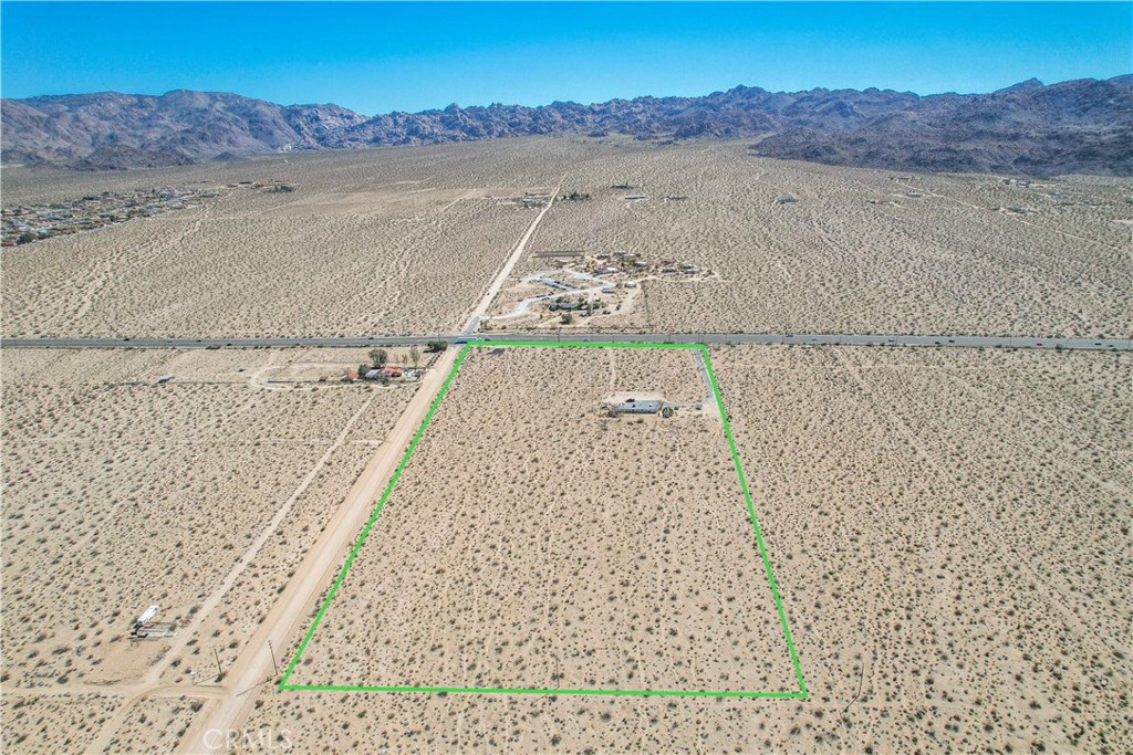 68479 Twentynine Palms Highway Property Photo 9