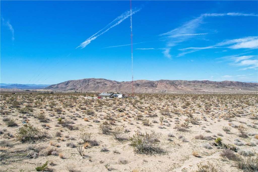 68479 Twentynine Palms Highway Property Photo 14