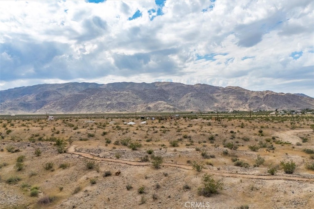 121212 Twilight Dr Property Photo 15