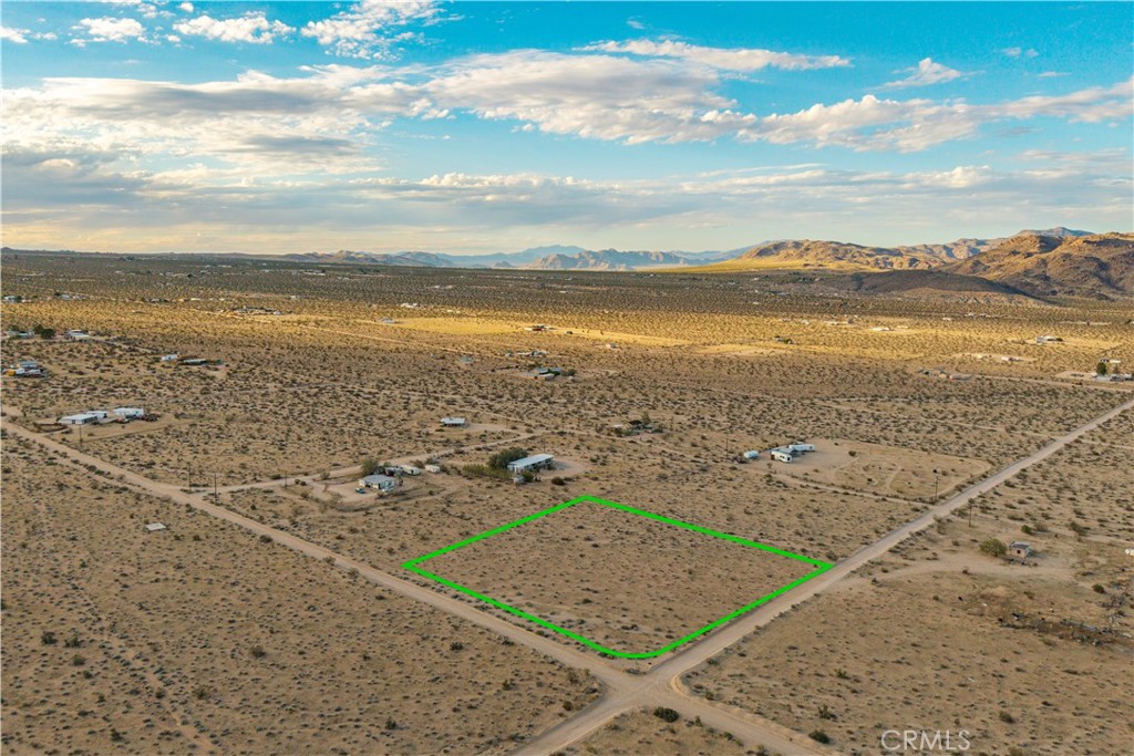 56220 University Boulevard Property Photo 6