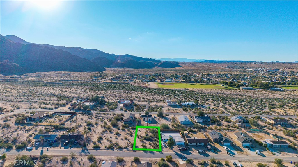 7022 49 Palms Avenue Property Photo 6