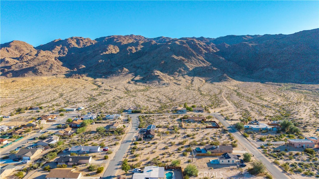 7022 49 Palms Avenue Property Photo 9