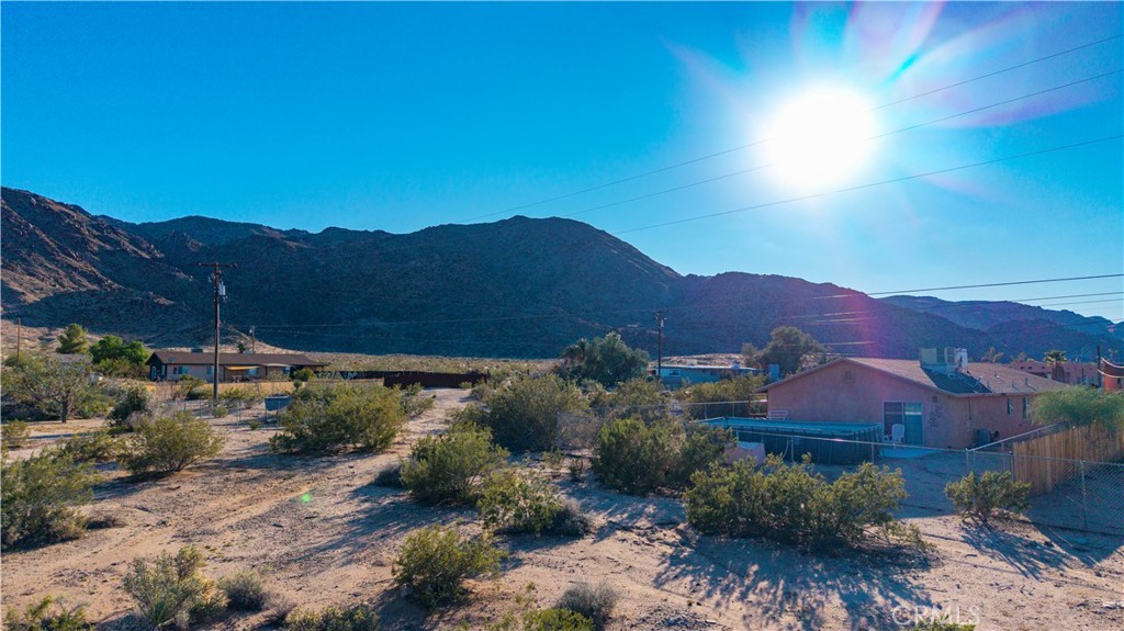 7022 49 Palms Avenue Property Photo 12