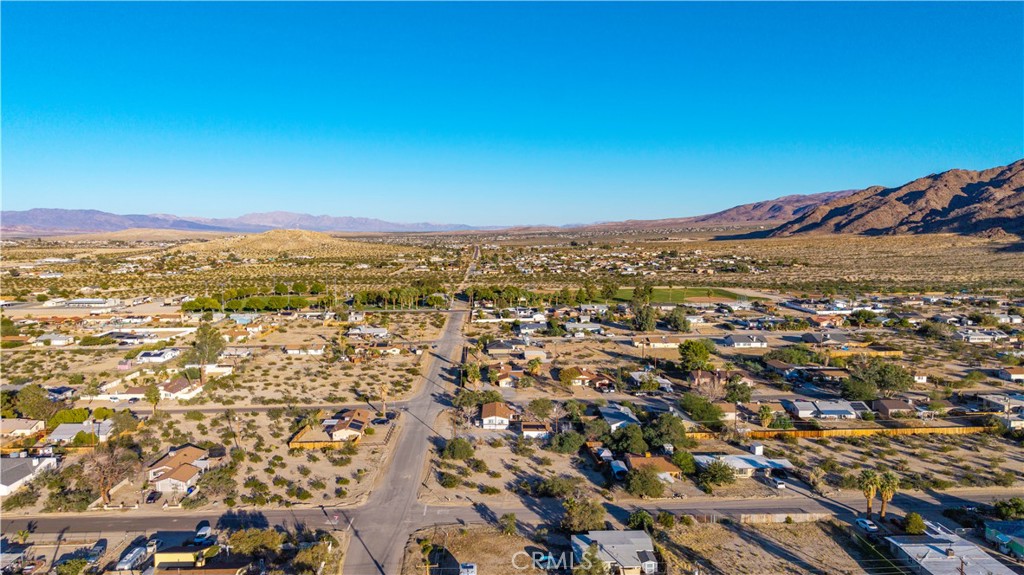 6901 Sullivan Road Property Photo 3