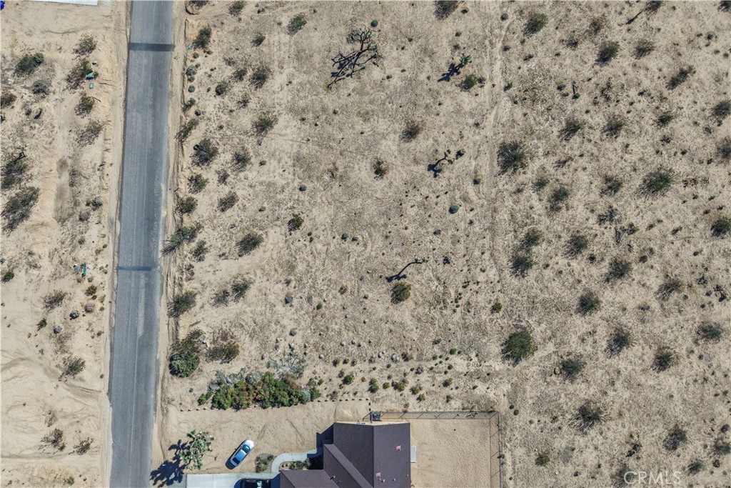 62407 Crestview Drive Property Photo 2