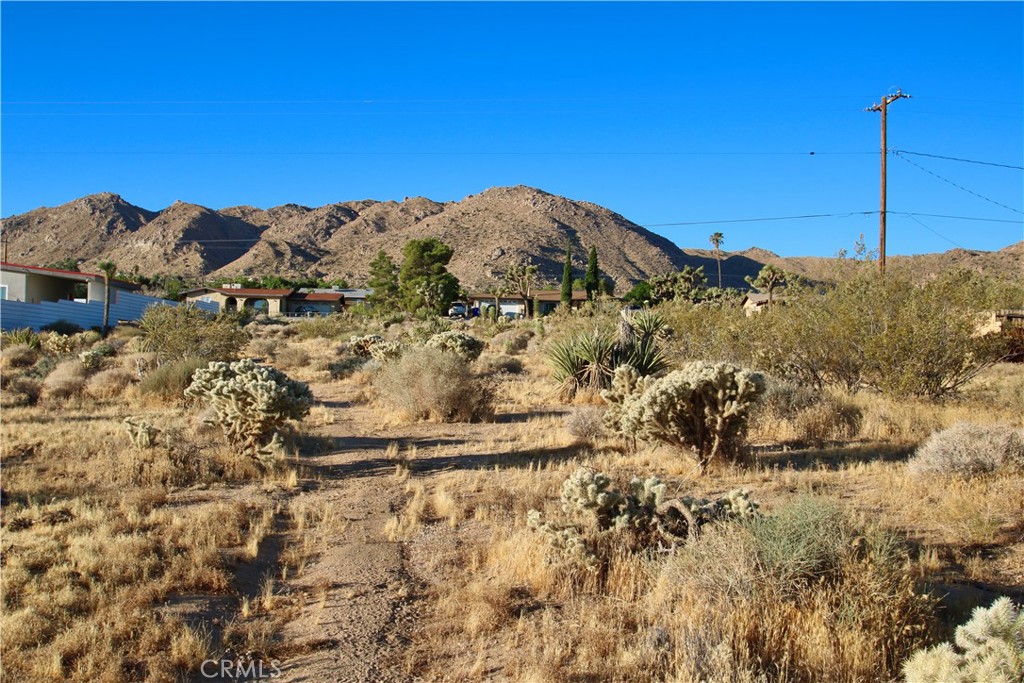 60255 Natoma Trail Property Photo 15