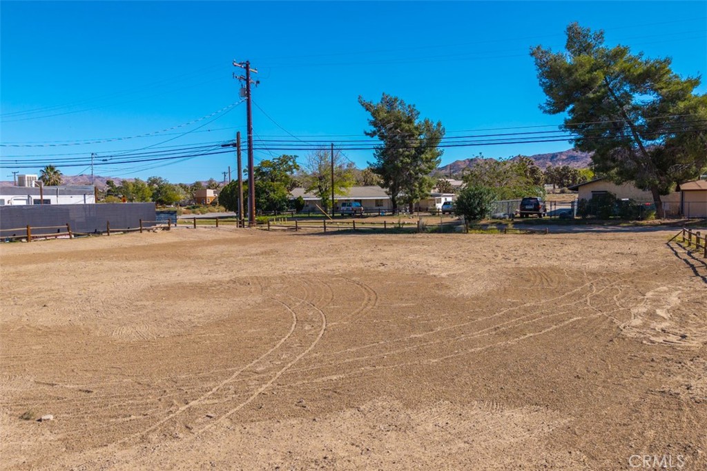1122 Twentynine Palms Property Photo 5