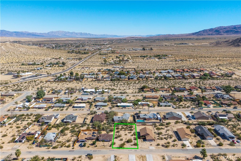 6965 49 Palms Avenue Property Photo 11